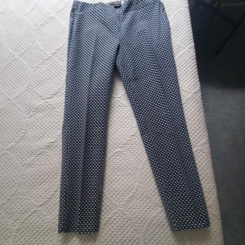 Crosby Black & White Pull On Pants with Elastic waist Size 6